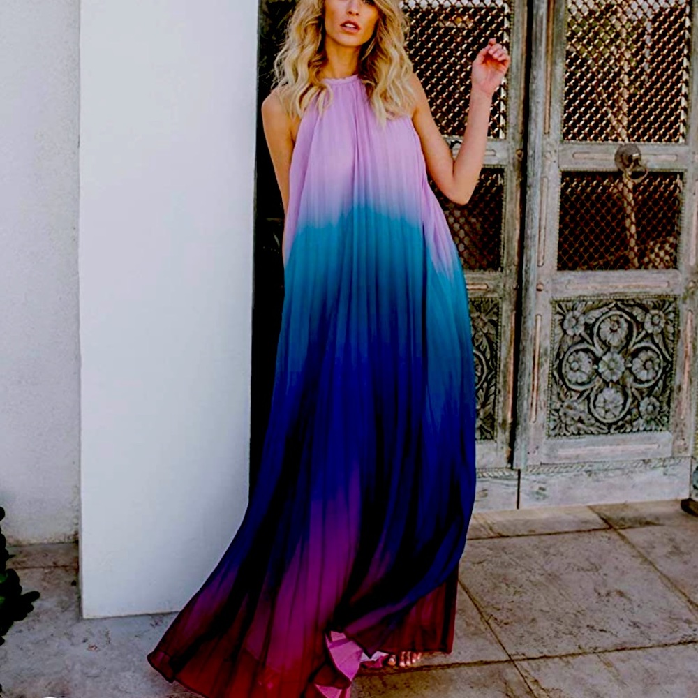Gorgeous Pleated maxi dress